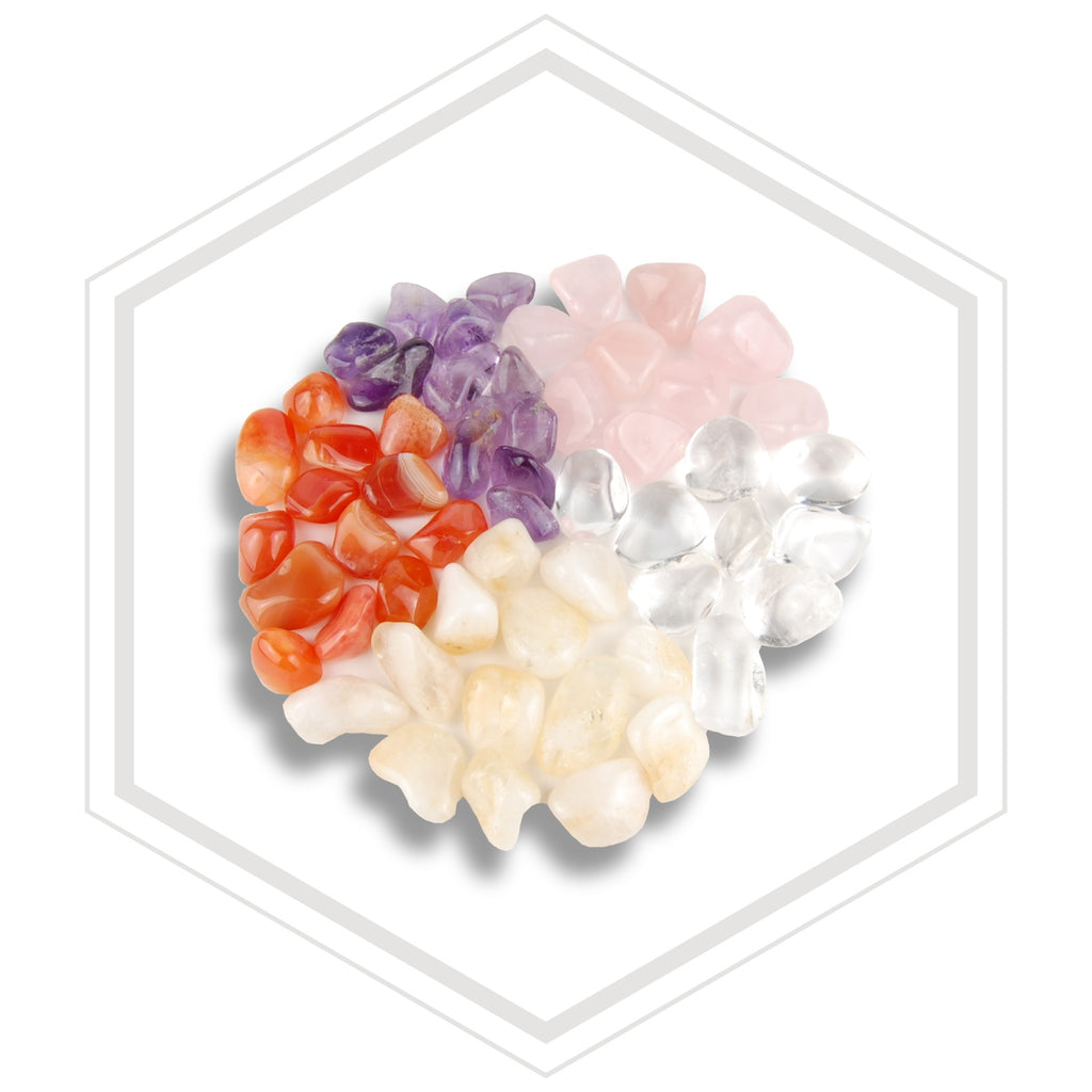Petits morceaux de pierres roulées varies: améthyste, quartz rose, cornaline, citrine, cristal de roche