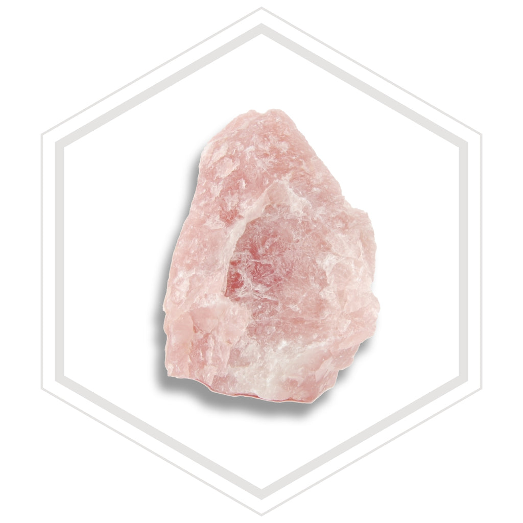 Morceaux bruts de formes variées de quartz rose de Madagascar